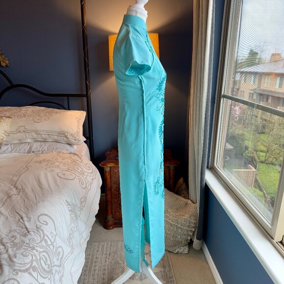 Gorgeous Turquoise Handmade Rhinestone Beaded Crystal Cheongsam Qipao Dress - Picture 6 of 16